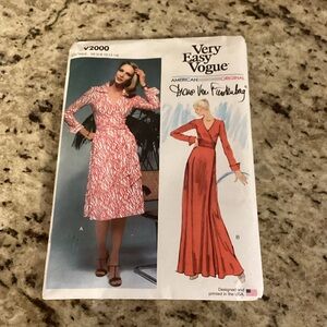 Diane von Furstenberg Red Long Sleeve Dress Sewing Template V2000